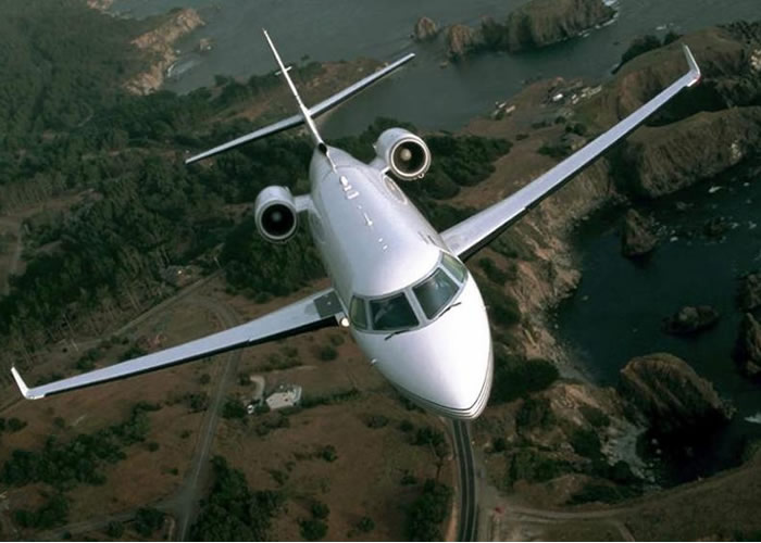 Gulfstream G200 cabin for Chicago charter