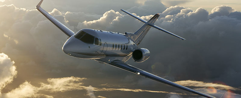 Chicago Hawker 900XP Charter