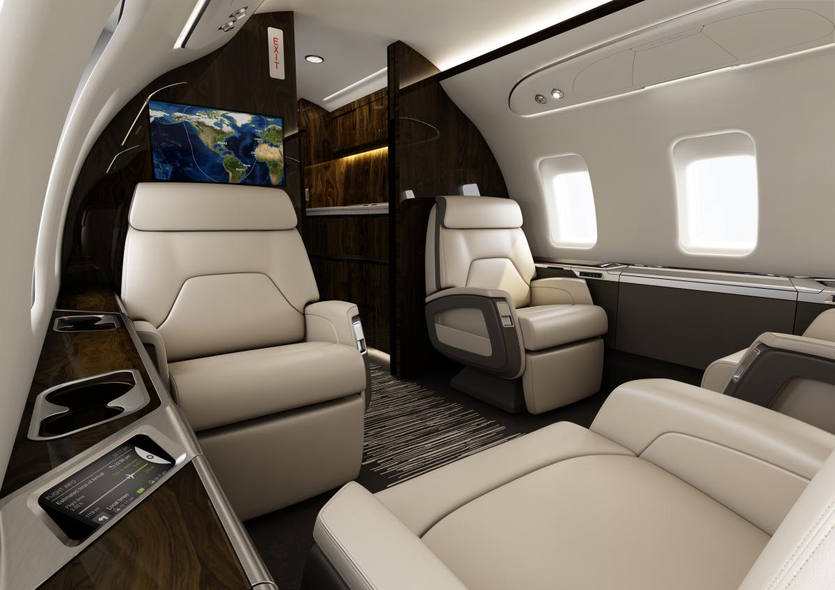 Bombardier Challenger 650 cabin for Chicago charter