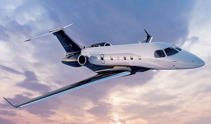 Embraer Legacy 450 for Chicago charter