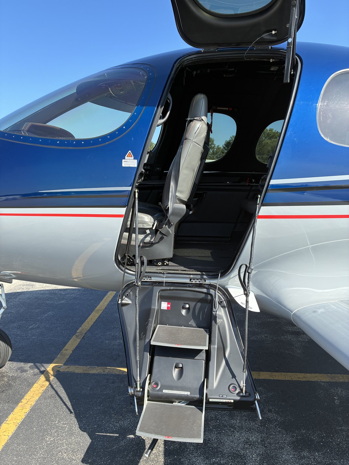 Cirrus Vision Jet SF50 view for Chicago charter