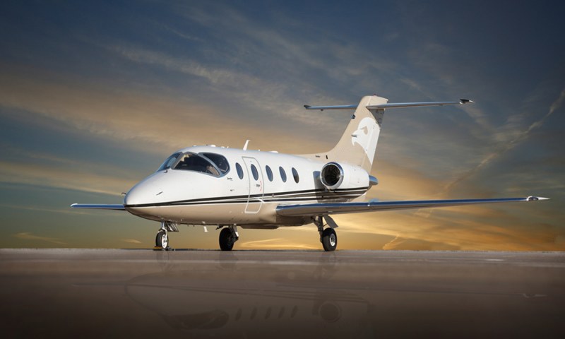 Chicago Hawker 400XP Charter