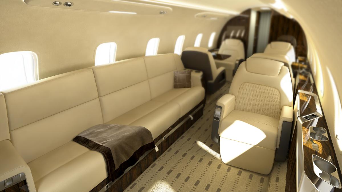 Bombardier Challenger 3500 cabin for Chicago charter
